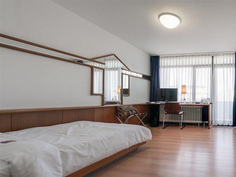 Hotel Berlin 진델핑겐 외부 사진
