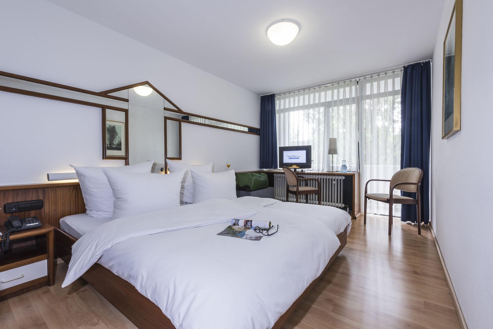 Hotel Berlin 진델핑겐 외부 사진