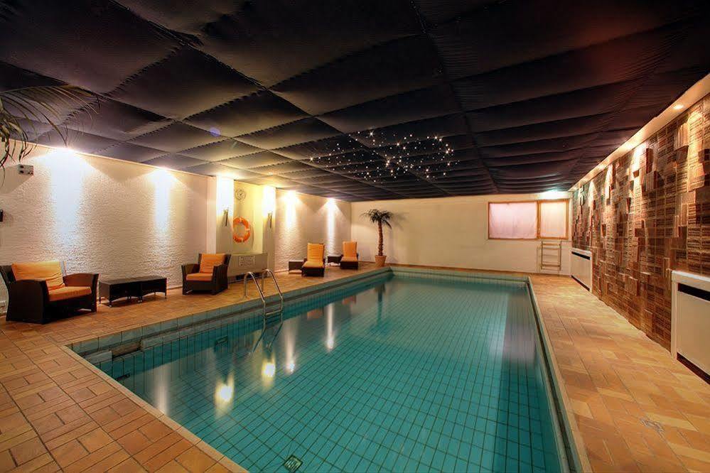 Hotel Berlin 진델핑겐 외부 사진
